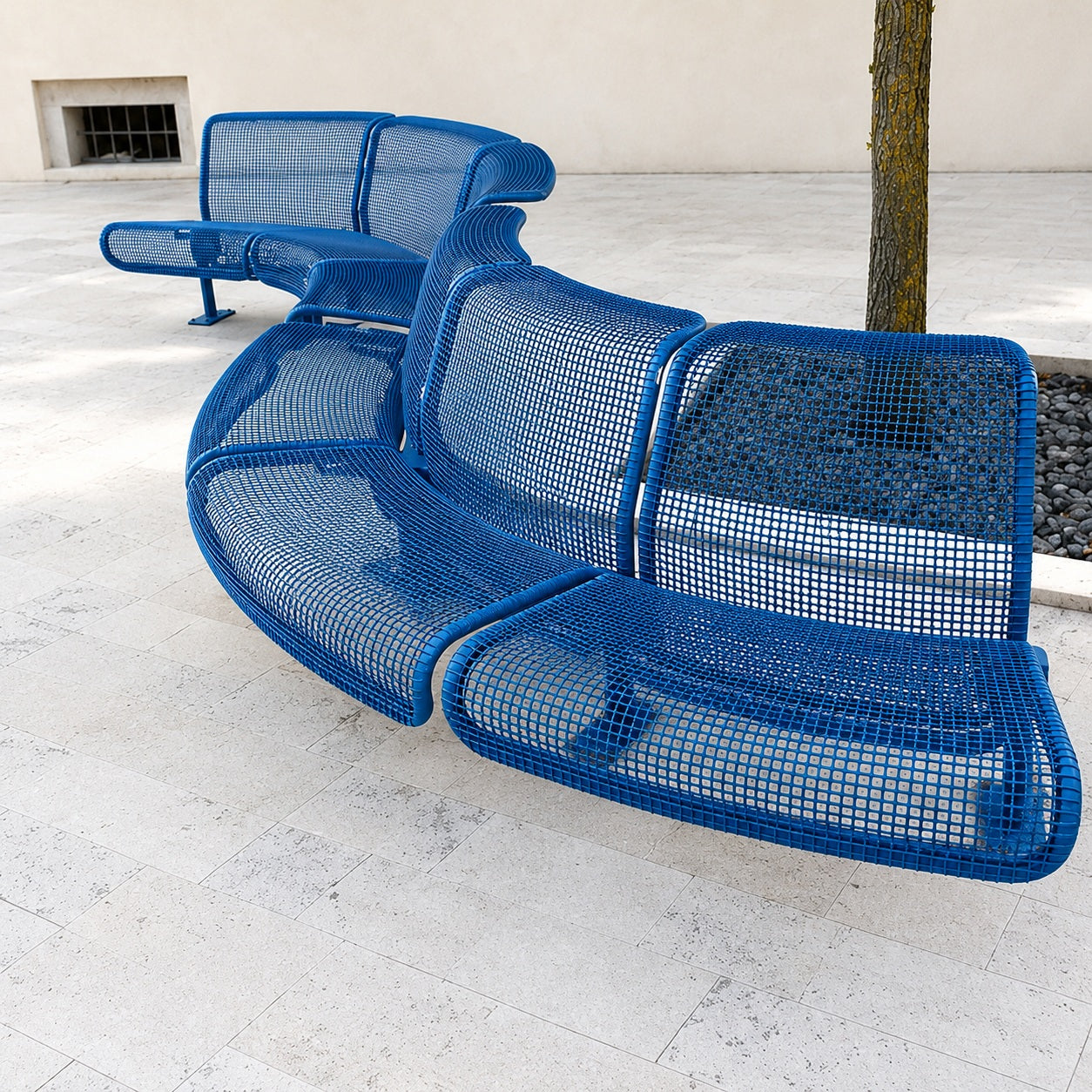 Panchine in rete metallica per il Comune di Mezzocorona