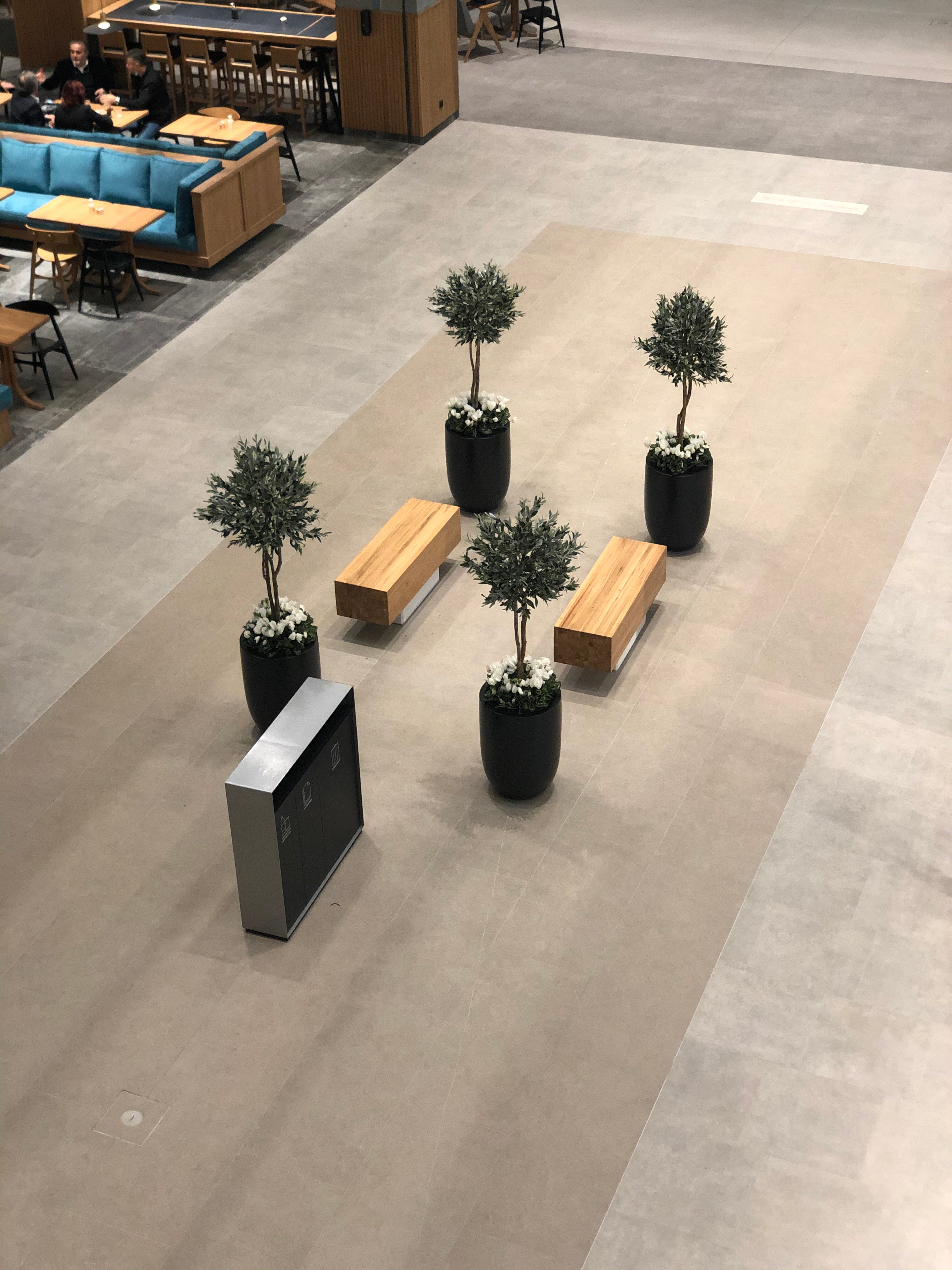 SEDORA Panchina compatta dal design materico e contemporaneo (PKDB055)