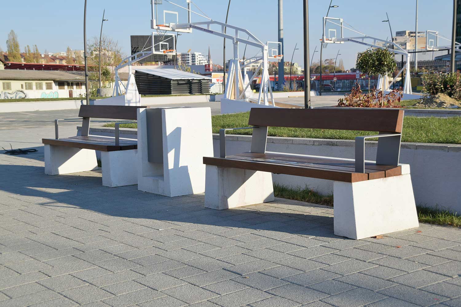 SEDORA Panchina con schienale dal design materico e contemporaneo (PKDB026-1)